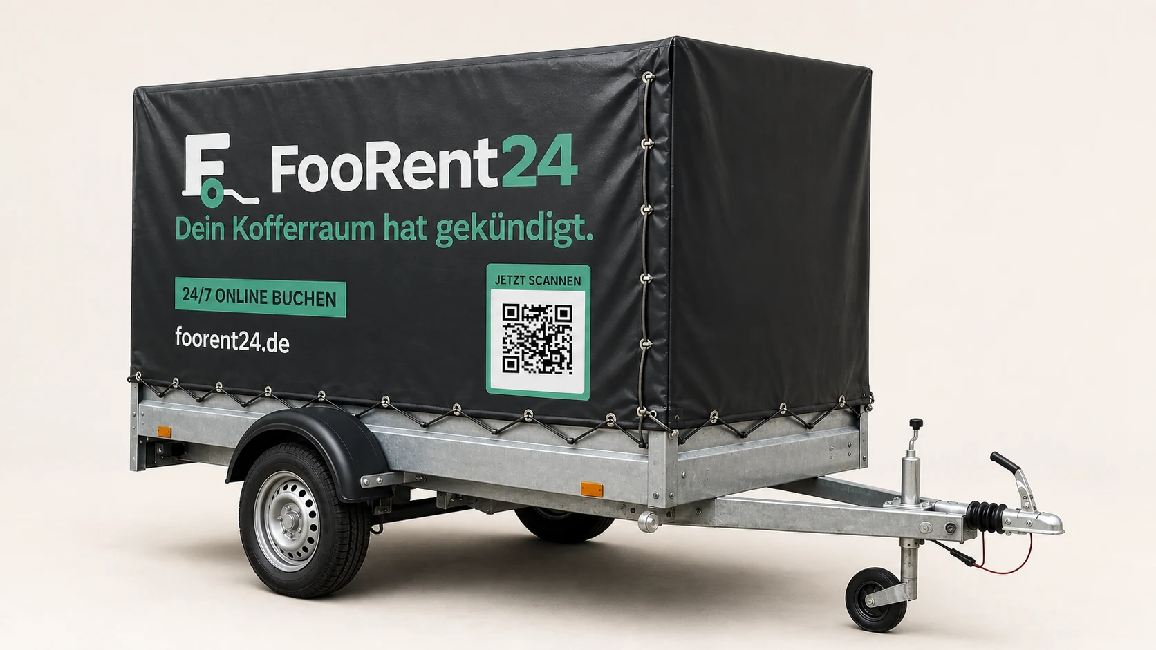 FooRent24 Planenanhänger mit anthrazitfarbener Hochplane, Buchungsadresse und QR-Code